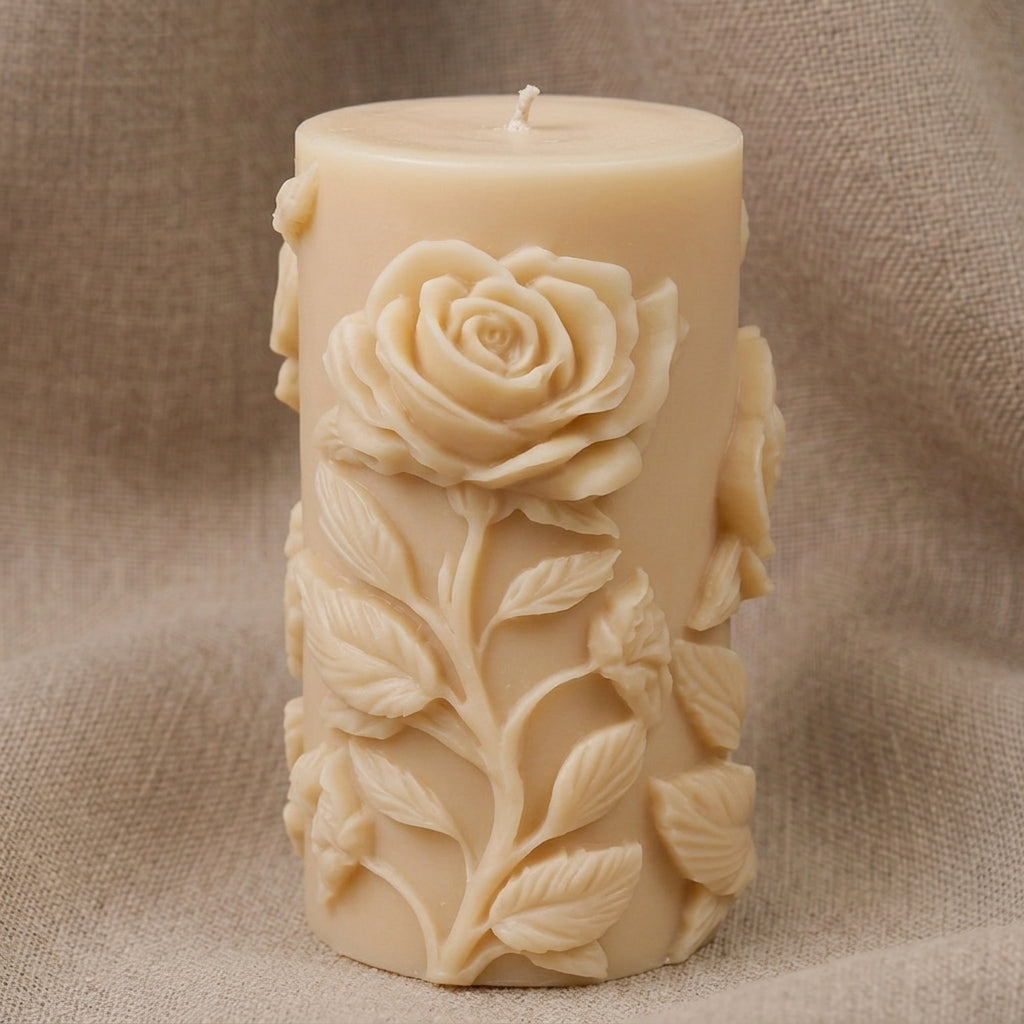 Vela Aromática Premium Rosa em Relevo